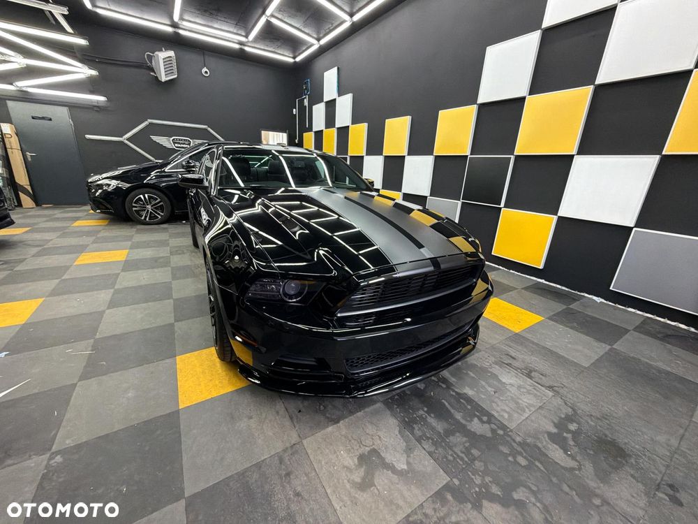 Ford Mustang 3.7 V6 Premium - 14