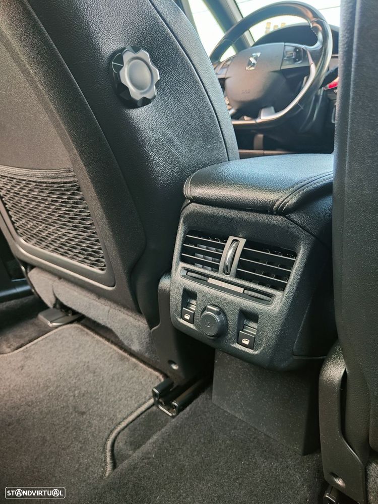 Citroën DS5 1.6 BlueHDi So Chic - 35