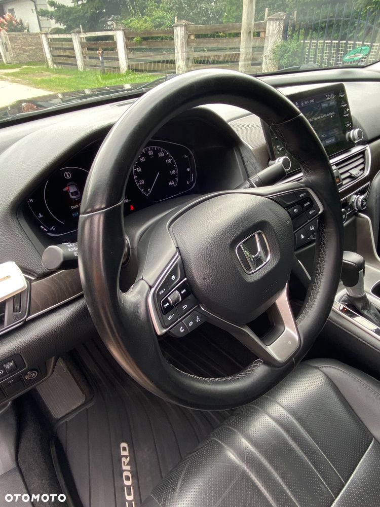 Honda Accord - 10