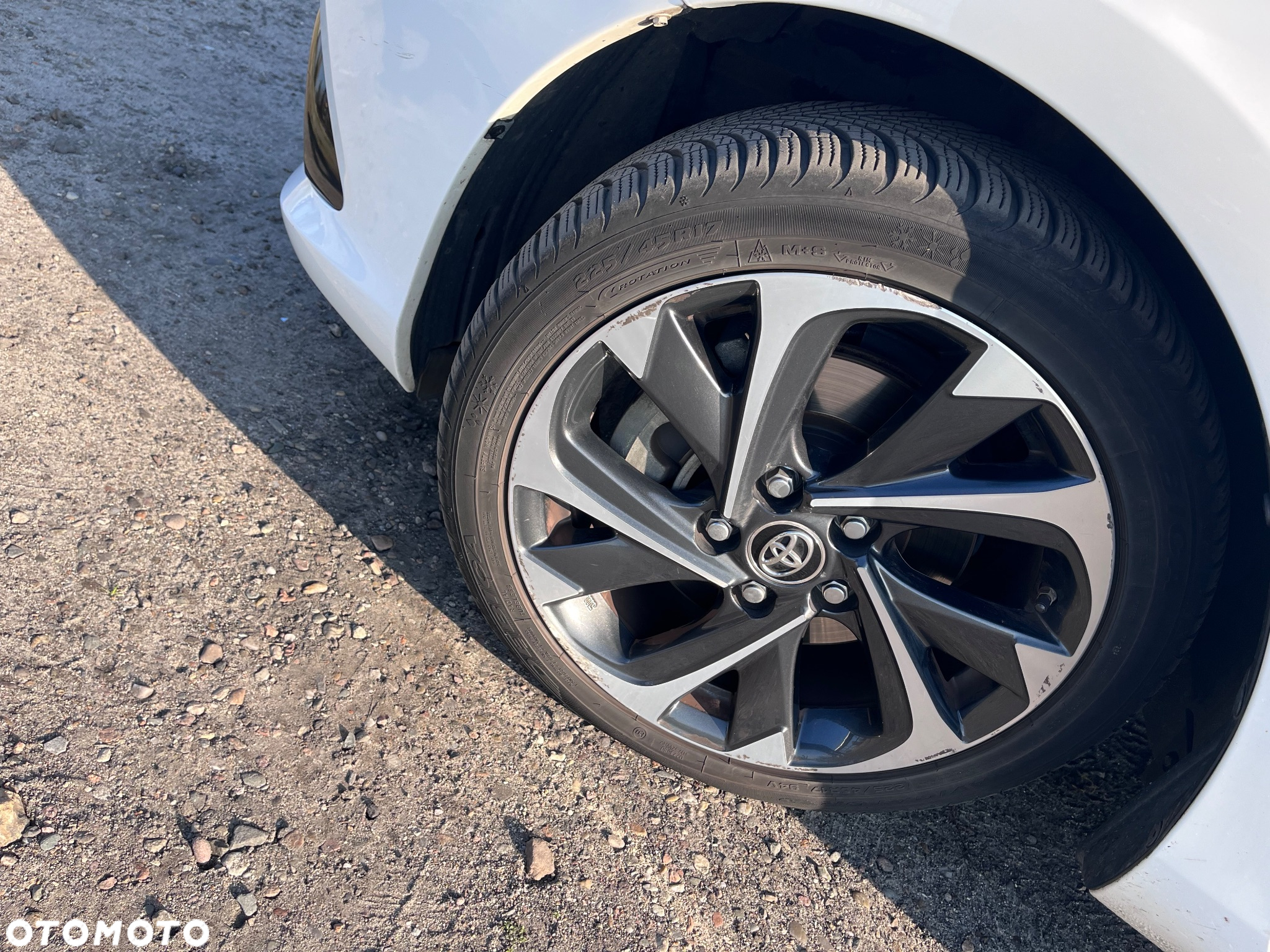 Toyota Auris Hybrid 135 Premium - 8