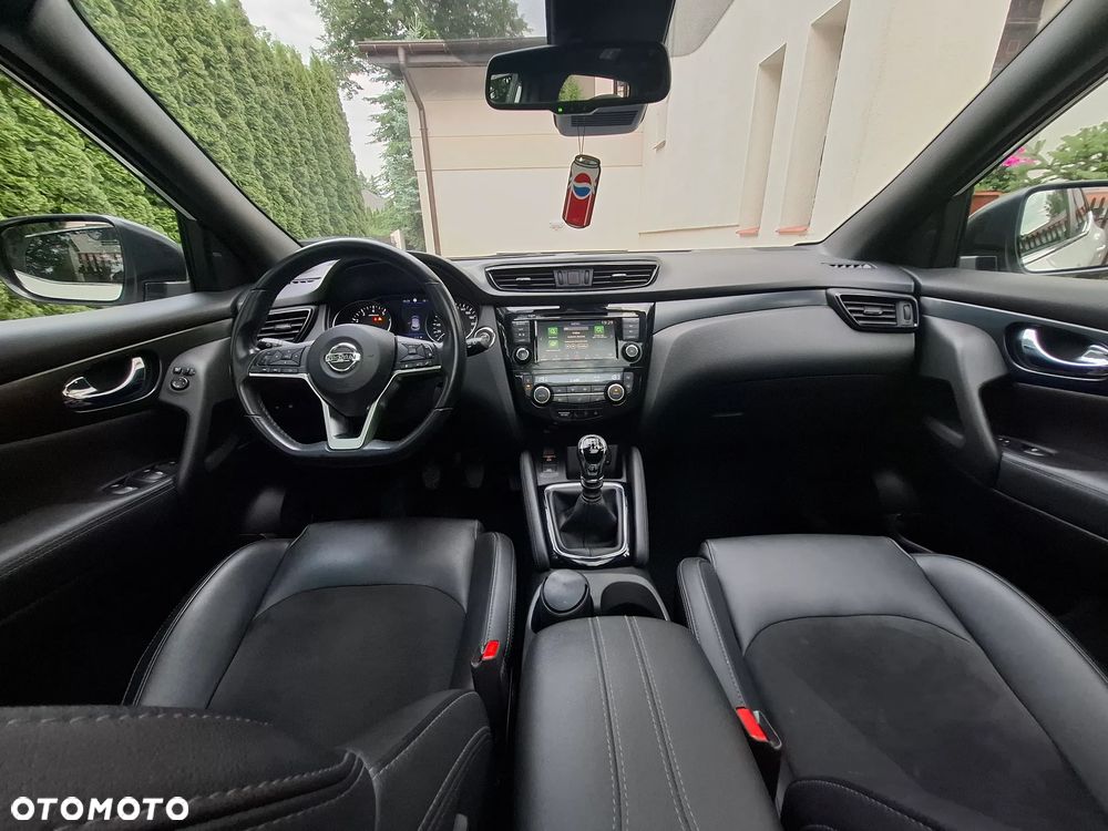 Nissan Qashqai - 11