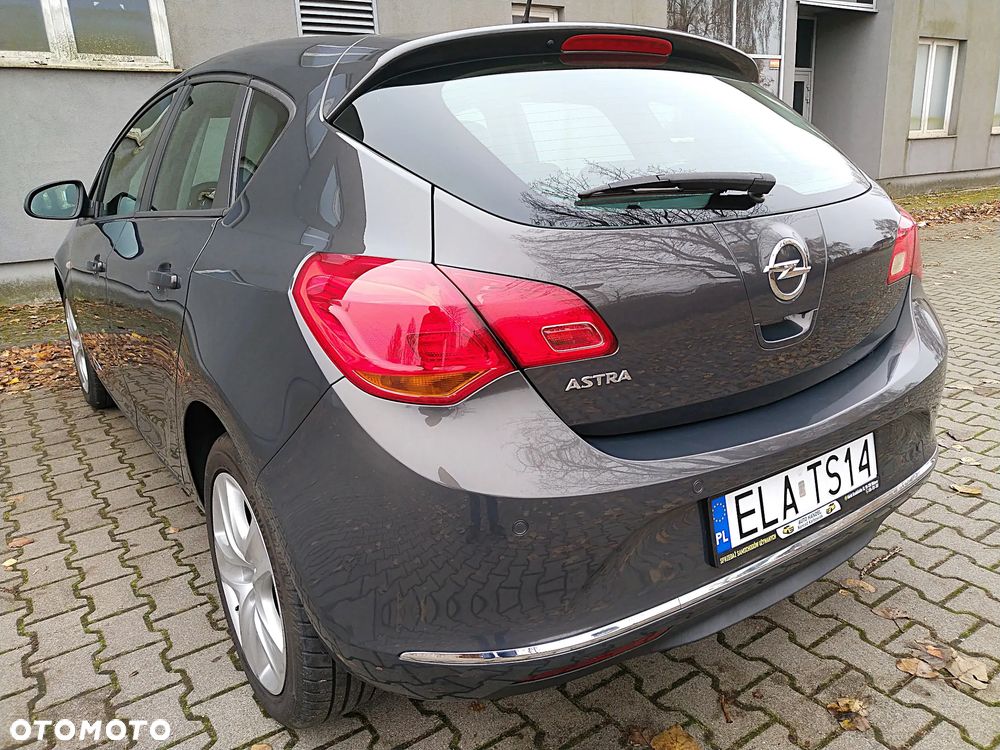 Opel Astra 1.4 Turbo Edition - 8