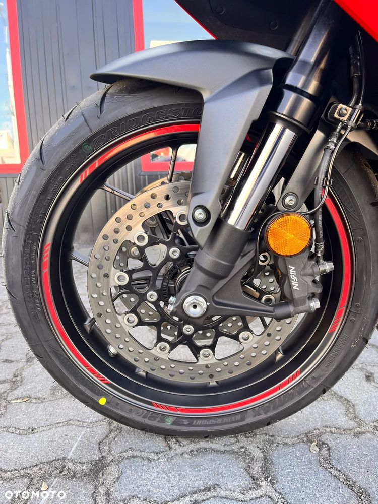 Honda CBR - 12