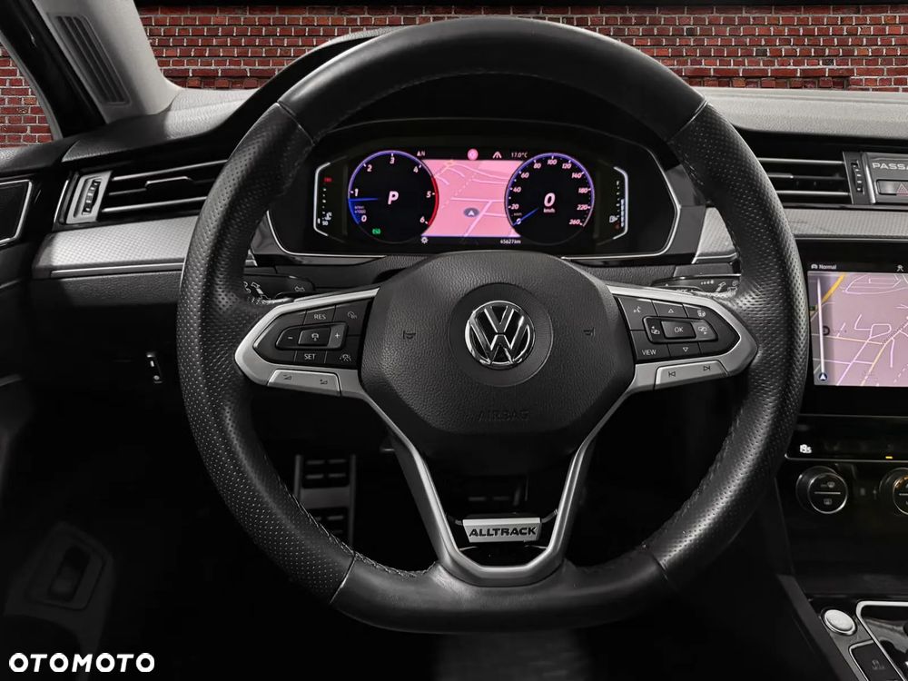 Volkswagen Passat Alltrack 2.0 TDI SCR 4Motion DSG - 16