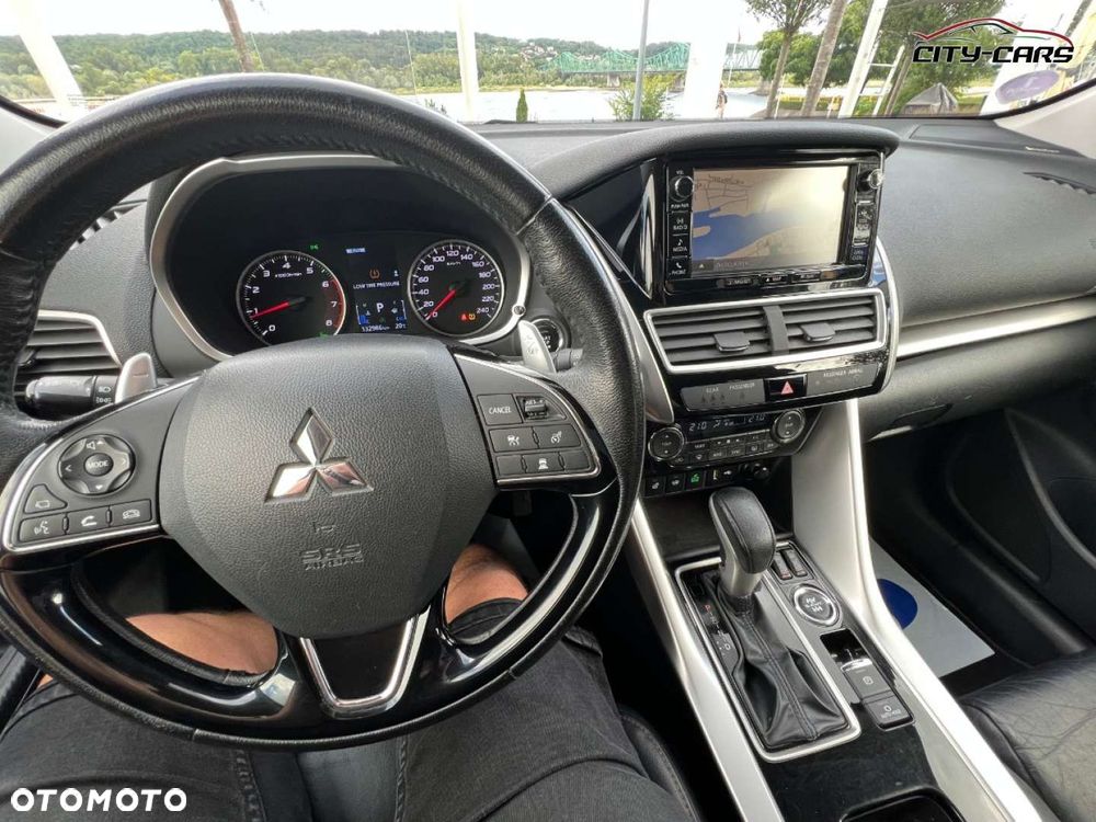 Mitsubishi Eclipse Cross - 17