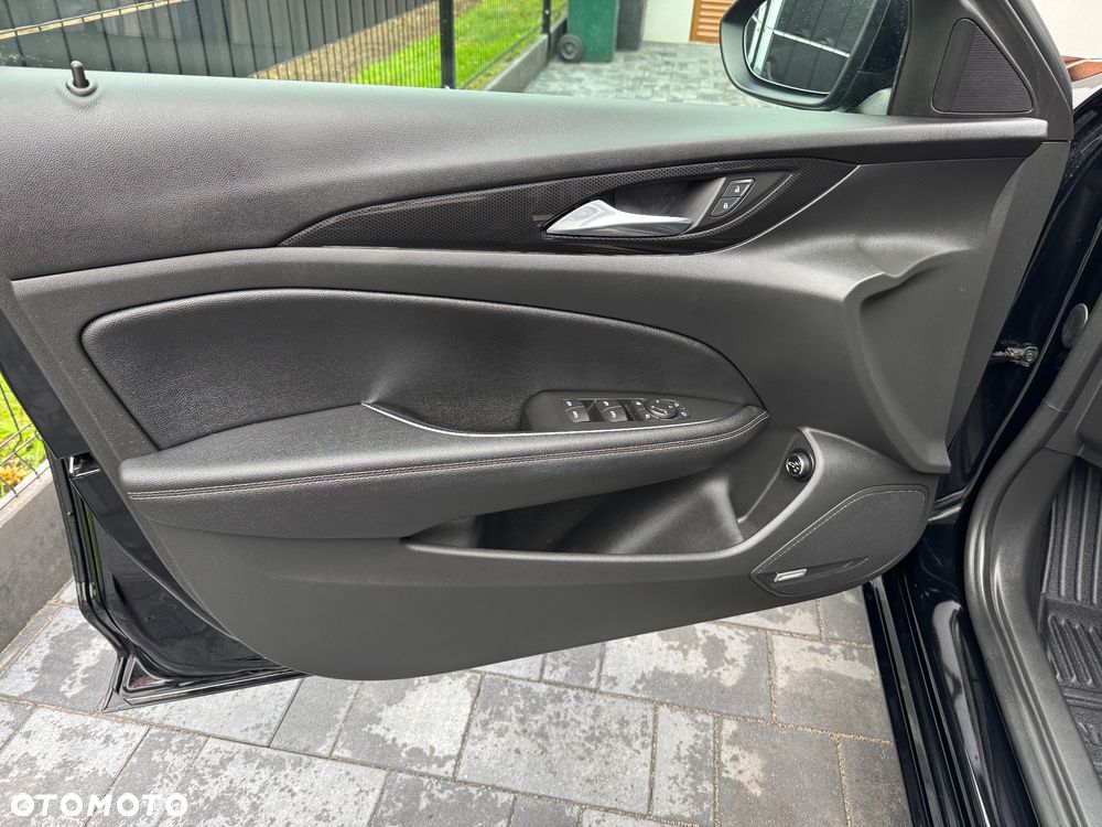 Opel Insignia 2.0 CDTI Business Elegance S&S - 27