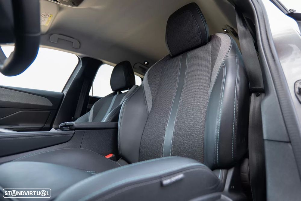 Peugeot 308 SW 1.6 Hybrid Allure Pack e-EAT8 - 12