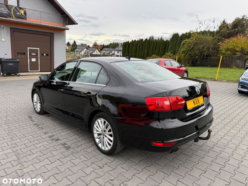 Volkswagen Jetta 1.4 TSI DSG Comfortline - 7