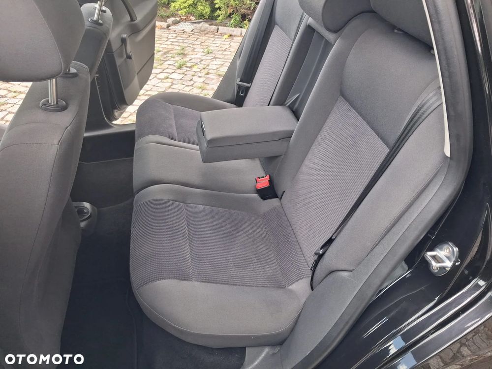 Volkswagen Polo - 18