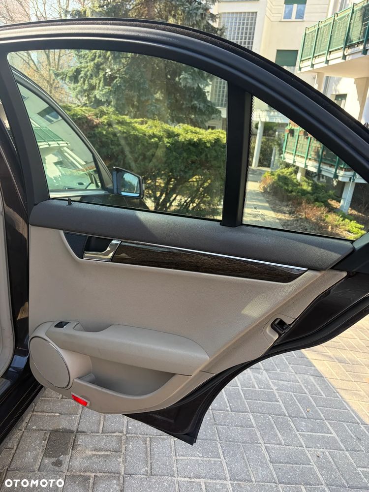 Mercedes-Benz Klasa C - 13