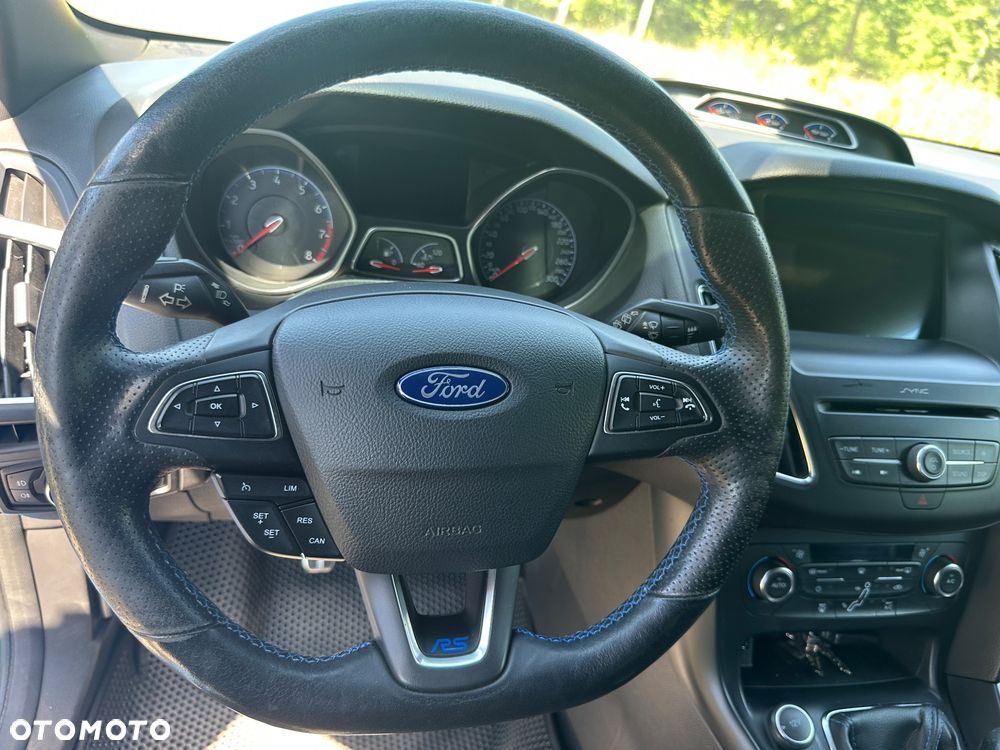 Ford Focus - 23