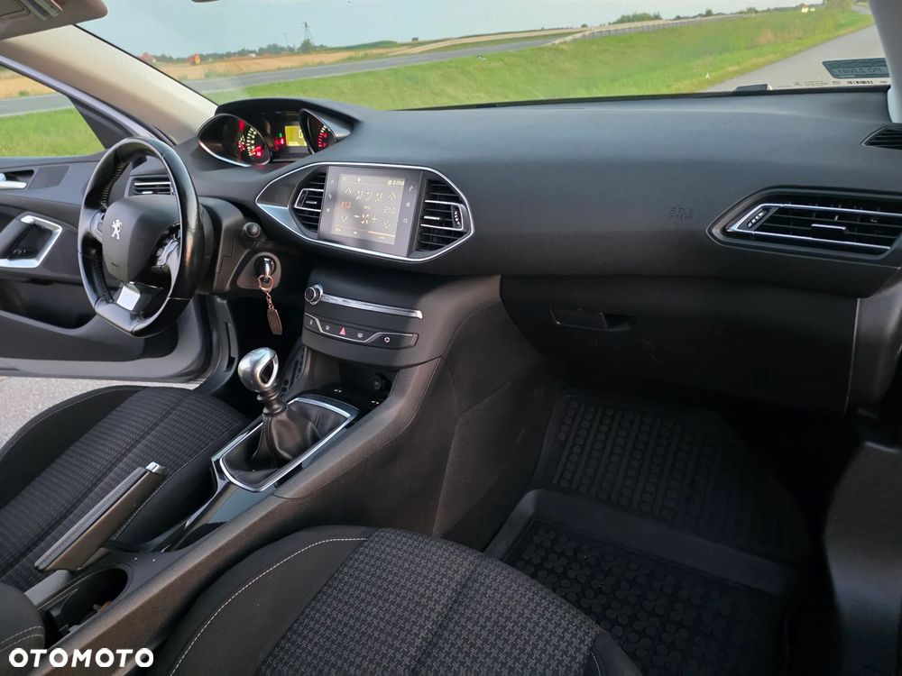 Peugeot 308 1.2 PureTech GPF Active Pack S&S - 24