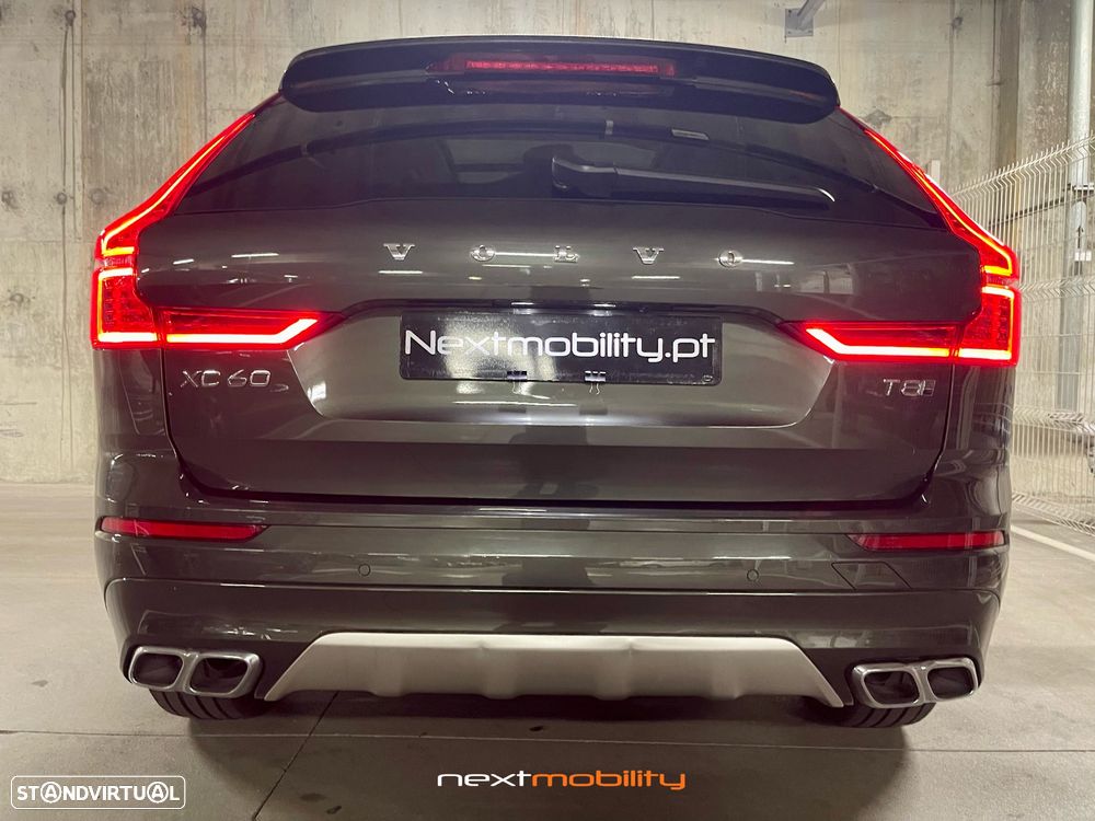 Volvo XC 60 2.0 T8 PHEV Momentum Plus AWD - 2