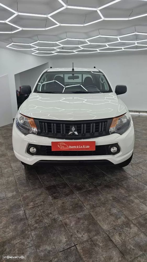 Mitsubishi l200 2.4 di-d invite 2wd - 12