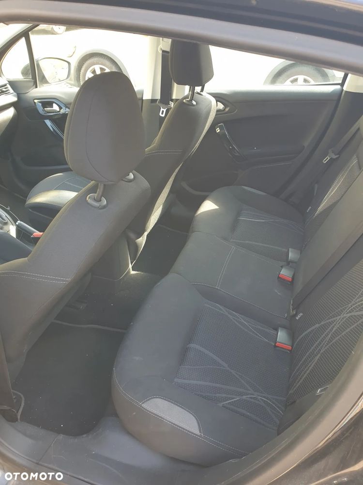 Peugeot 208 1.4 HDi Active Pack - 6