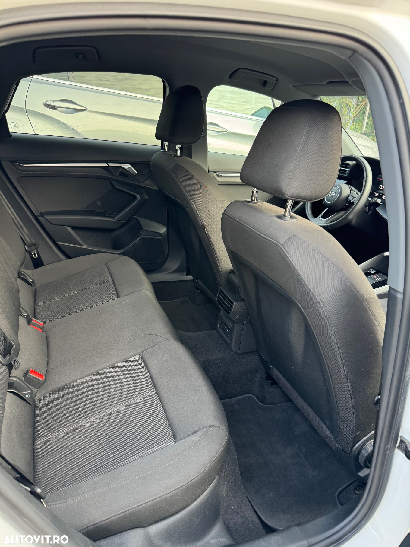Audi A3 2.0 30 TDI S tronic Advanced - 21