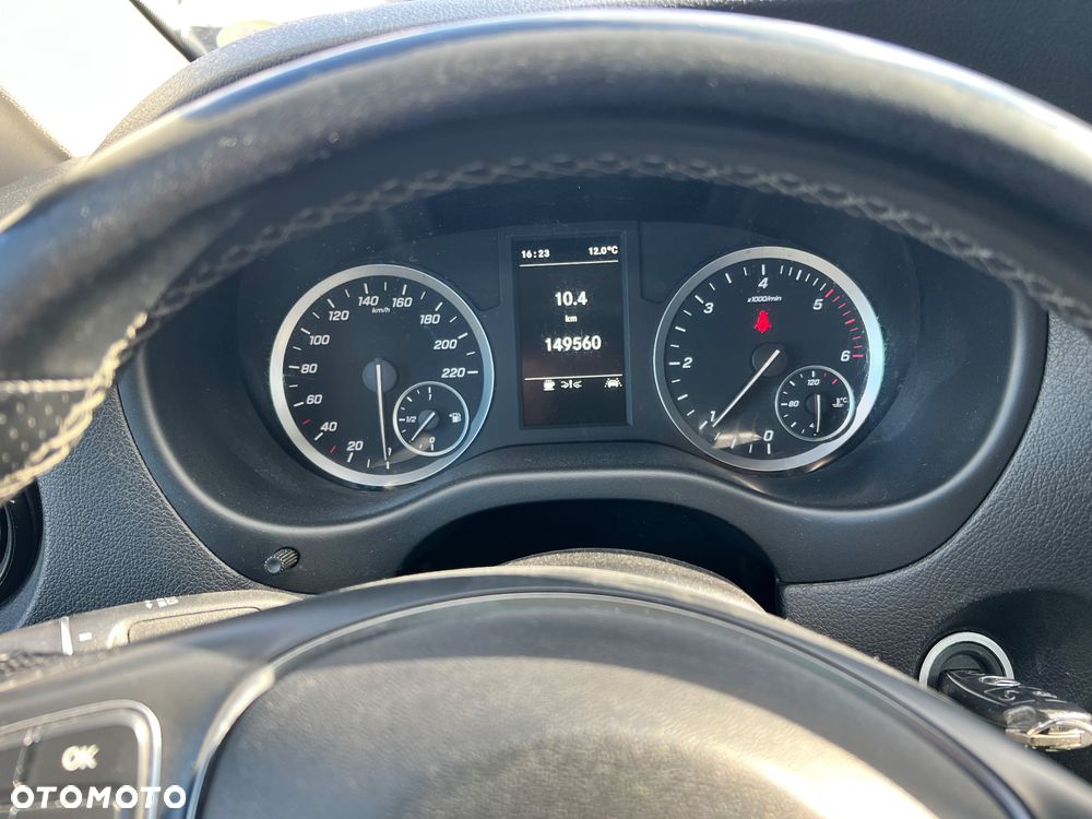 Mercedes-Benz Vito - 12