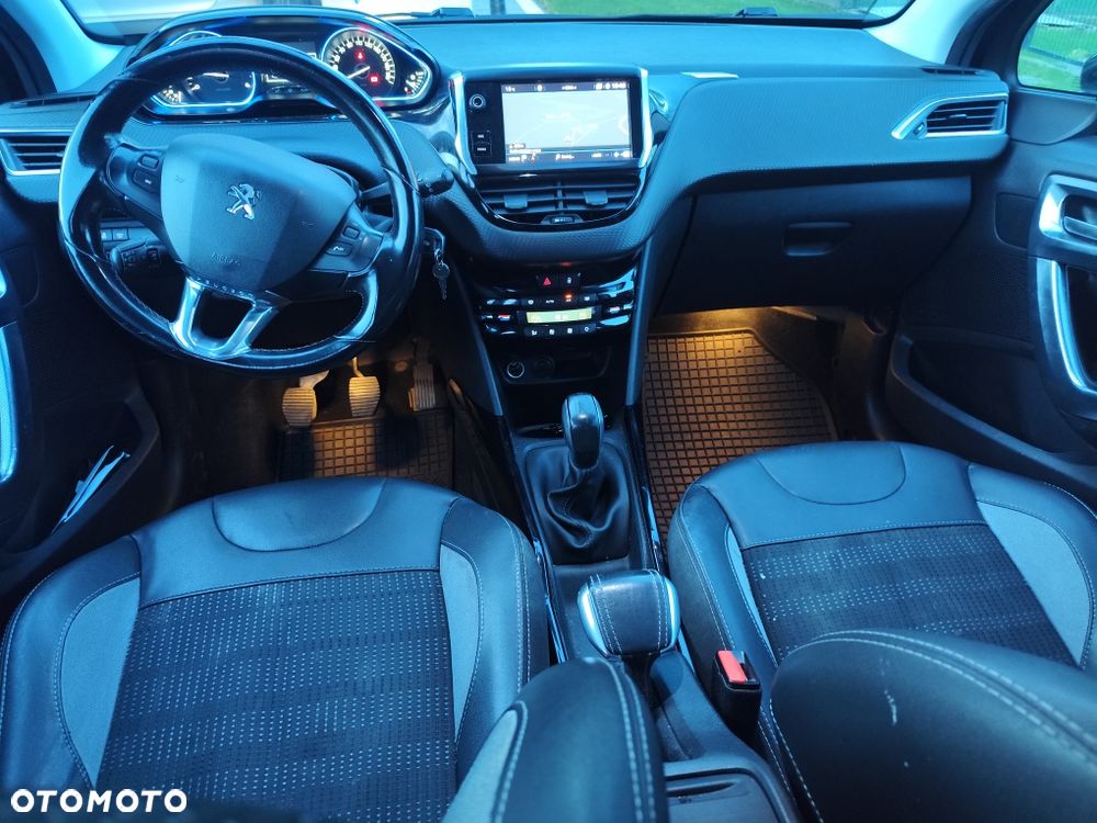 Peugeot 2008 - 7