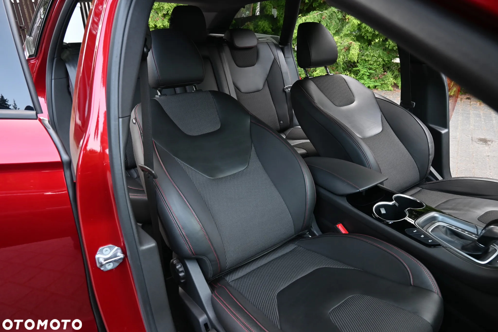 Ford Mondeo 1.5 EcoBoost ST-Line X - 37
