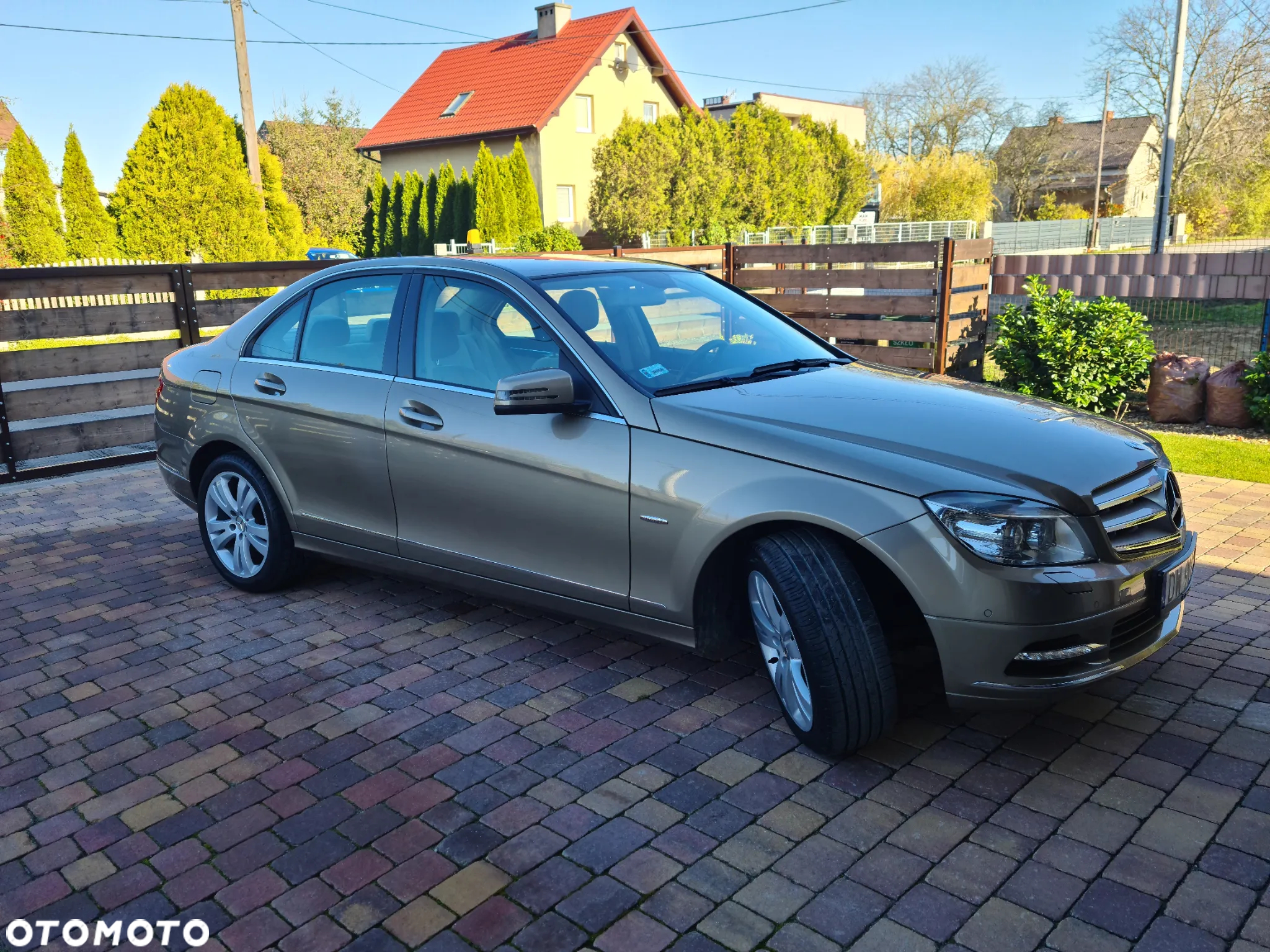 Mercedes-Benz Klasa C 200 (BlueEFFICIENCY) Elegance - 5