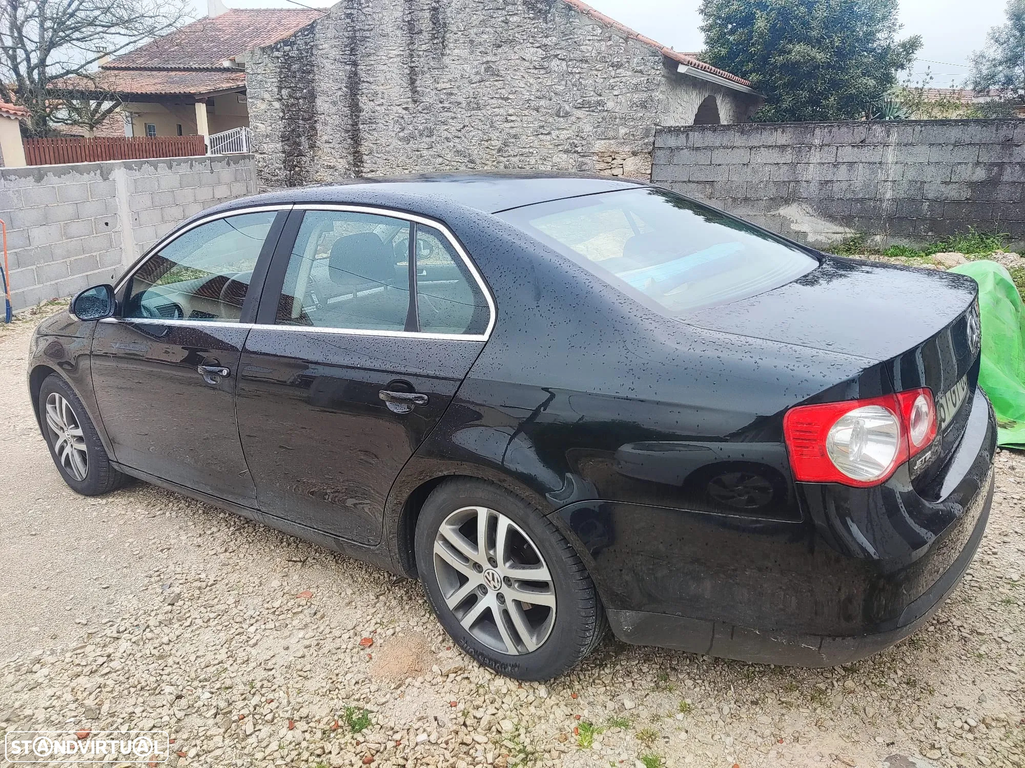 VW Jetta 1.9 TDi BlueM. Confortline - 4