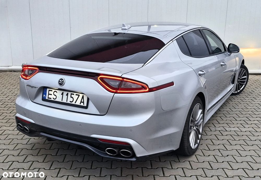 Kia Stinger 2.0 T-GDI GT Line - 13