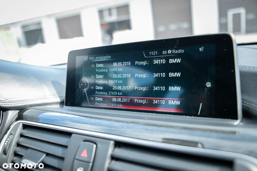 BMW Seria 3 320d Luxury Line - 16