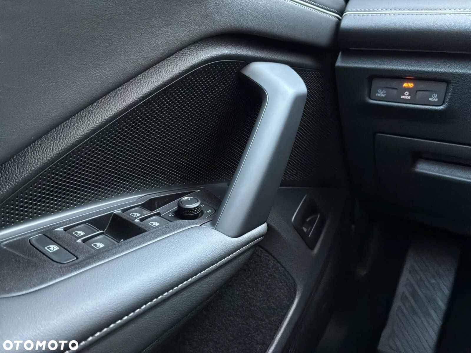 Volkswagen Tiguan - 18