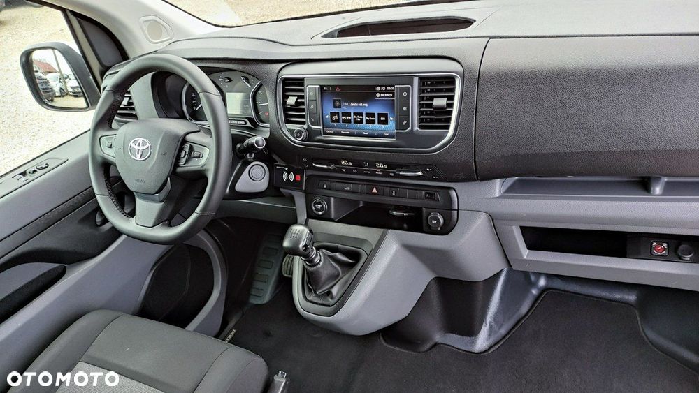 Toyota ProAce - 30