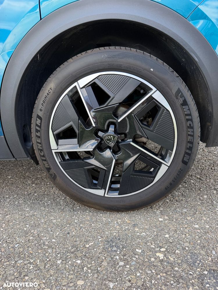 Peugeot 408 1.2L PureTech 130 S&S EAT8 Allure Pack - 6