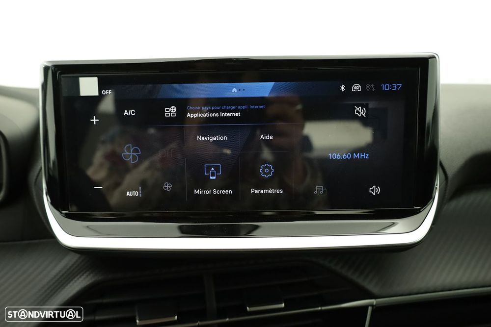 Peugeot 208 1.2 Hybrid Allure e-DCS6 - 10