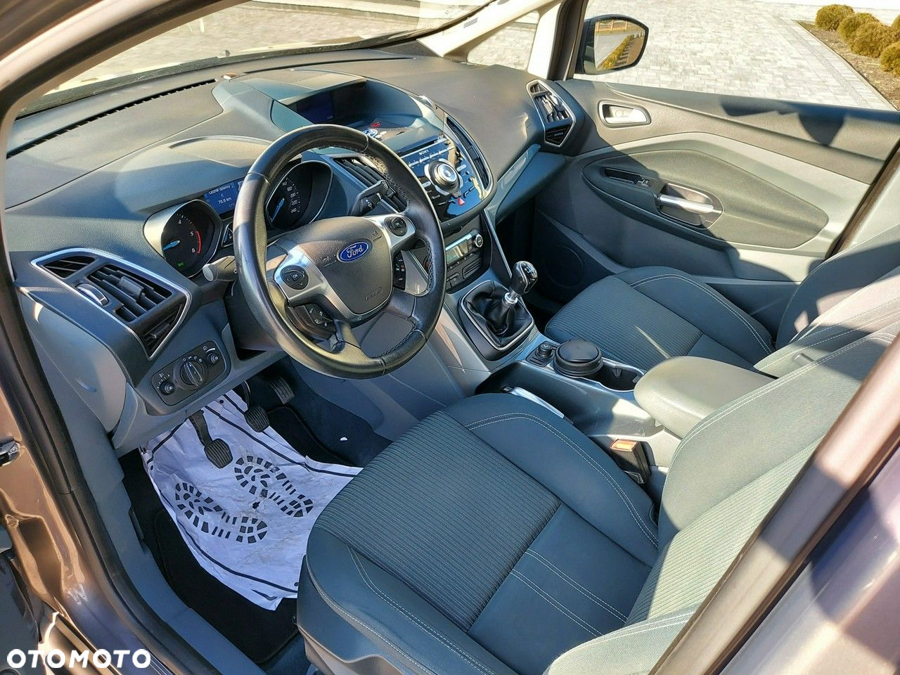 Ford C-MAX - 11