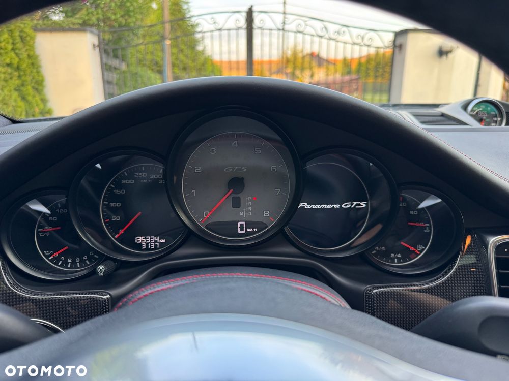 Porsche Panamera - 20
