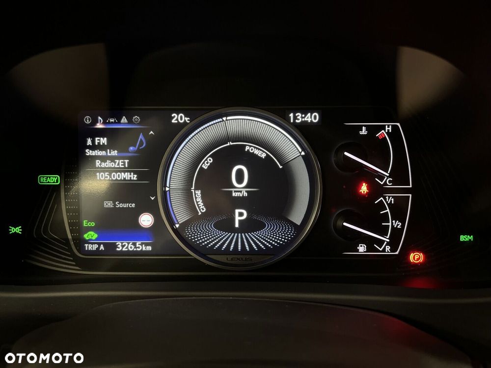 Lexus UX - 21