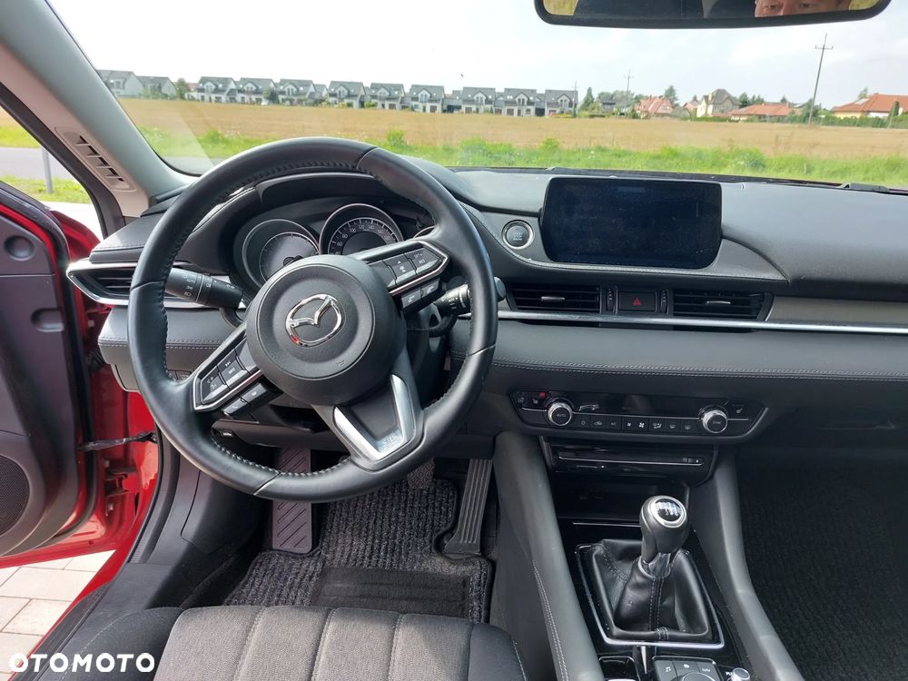 Mazda 6 - 8
