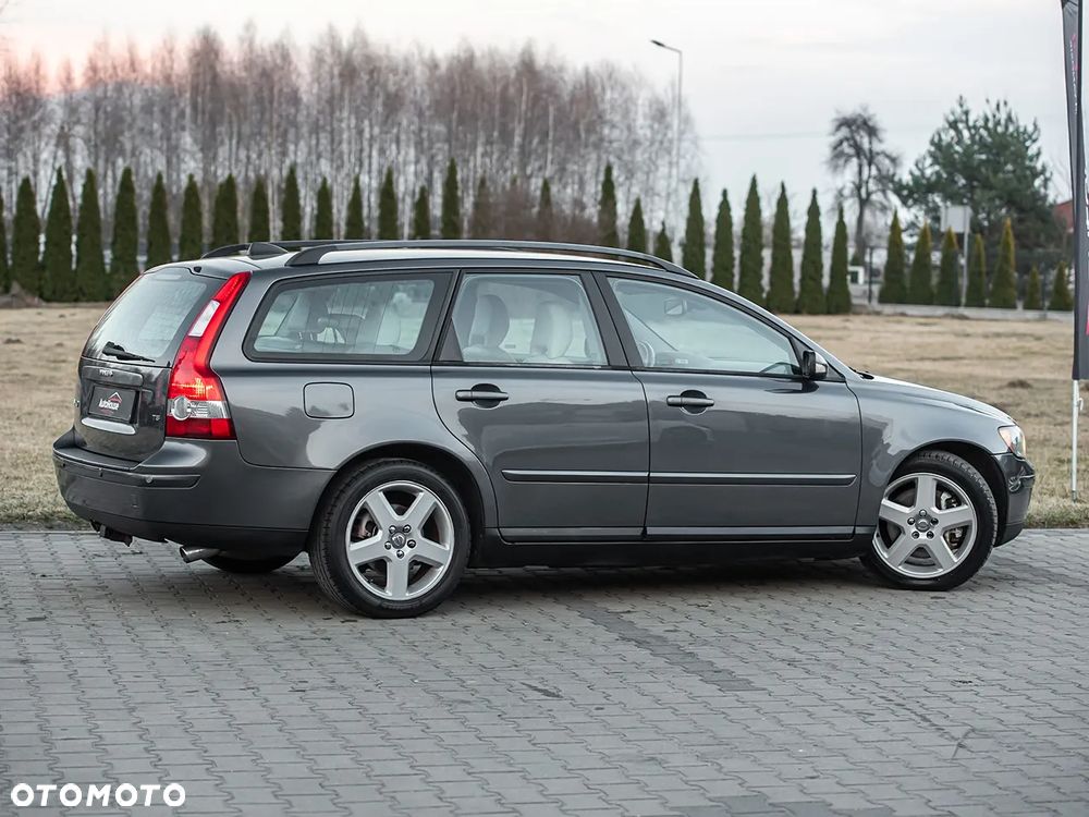 Volvo V50 T5 Momentum - 15