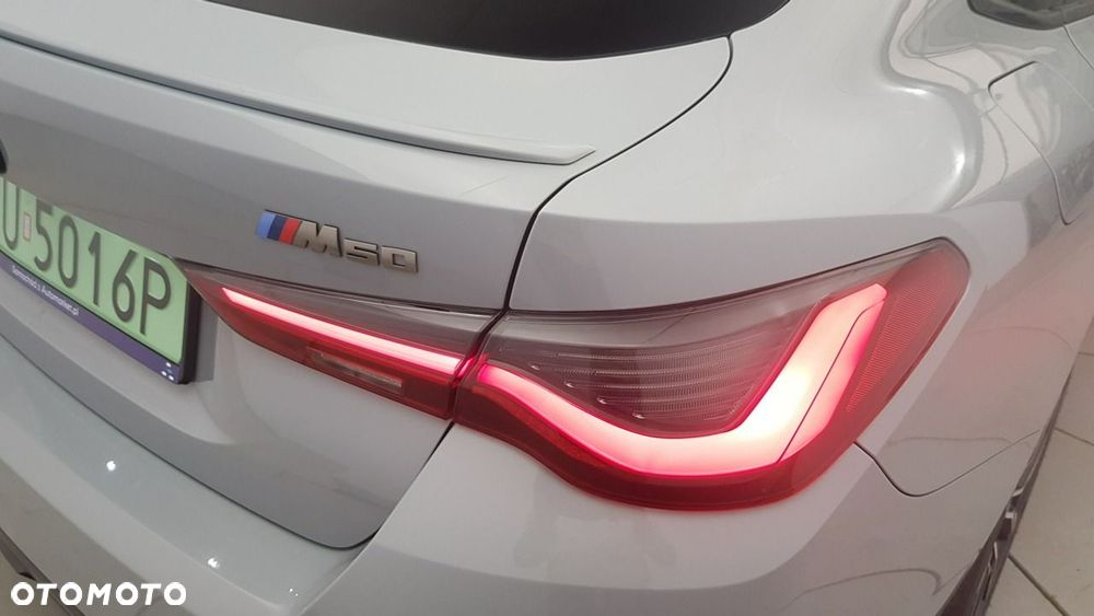BMW i4 - 17