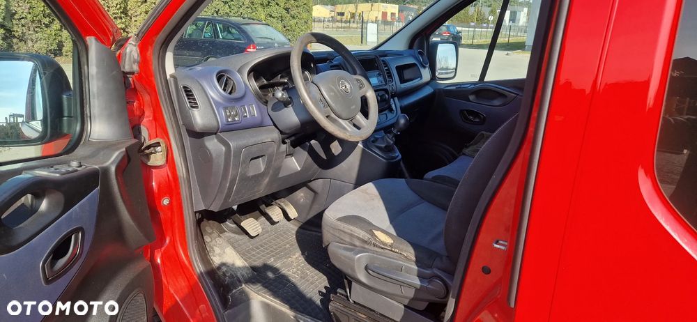 Opel Vivaro - 9