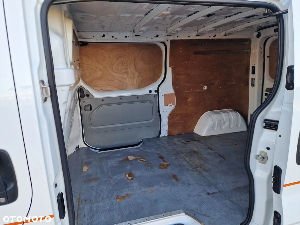 Renault TRAFIC - 22