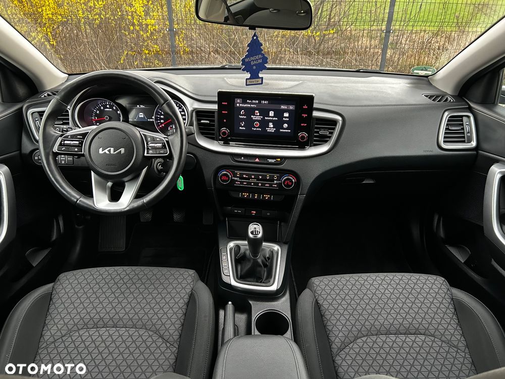 Kia Ceed 1.5 T-GDI OPF Vision - 20