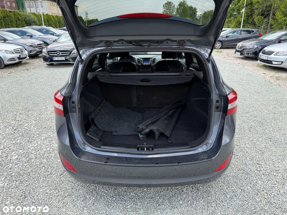 Hyundai i30 blue 1.6 GDI Trend - 33