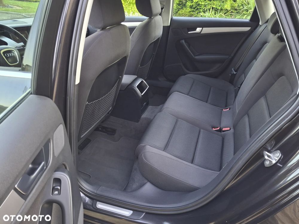 Audi A4 Limousine 1.8 TFSI Attraction - 12