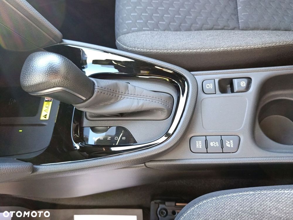 Toyota Yaris Cross Hybrid 1.5 Style - 35