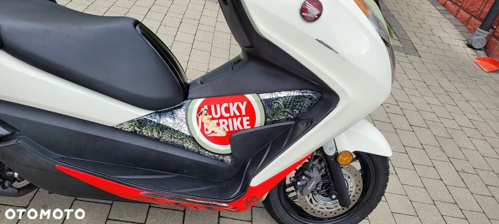 Honda NSS - 6