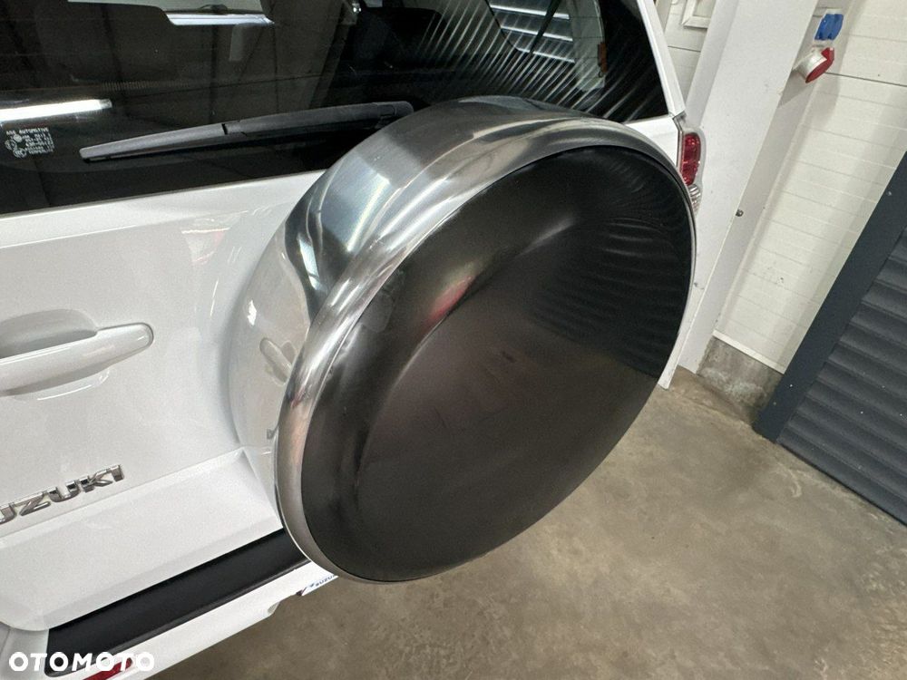 Suzuki Grand Vitara - 35