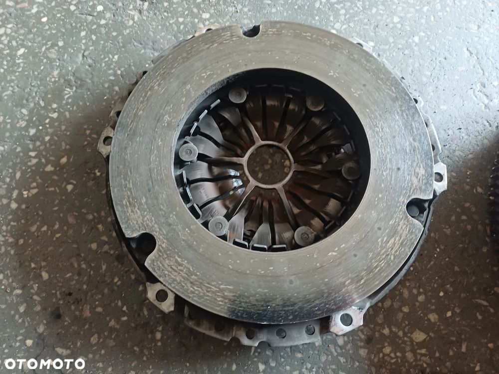 sprzeglo tarcza dwumas docisk land rover freelander II 2.2TD4 06-11R - 4