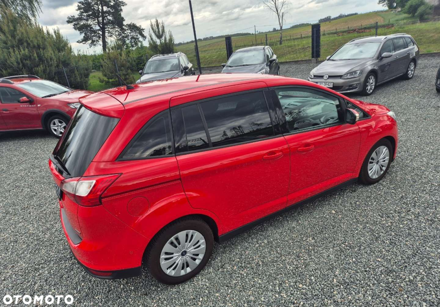 Ford Grand C-MAX - 36