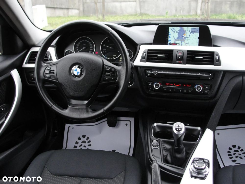 BMW Seria 3 318d DPF Edition Lifestyle - 5