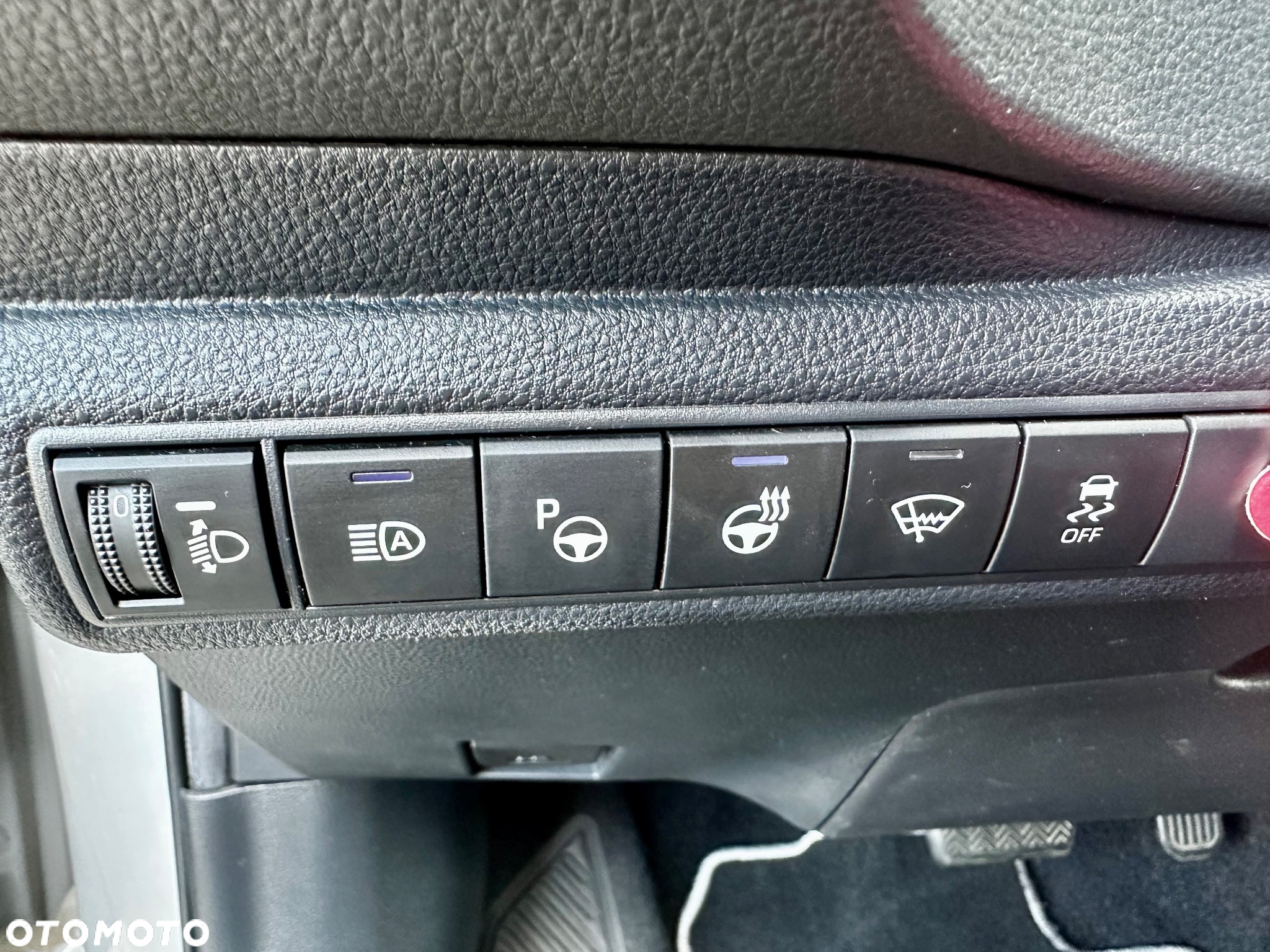 Toyota Corolla 2.0 Hybrid Style - 20