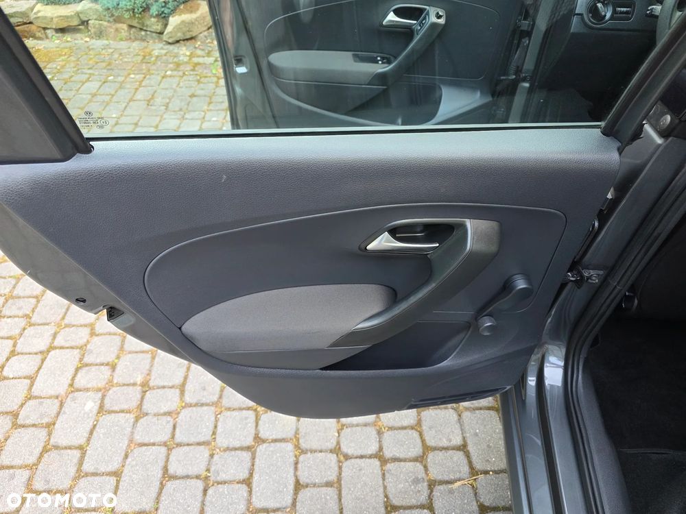 Volkswagen Polo 1.2 Comfortline - 16